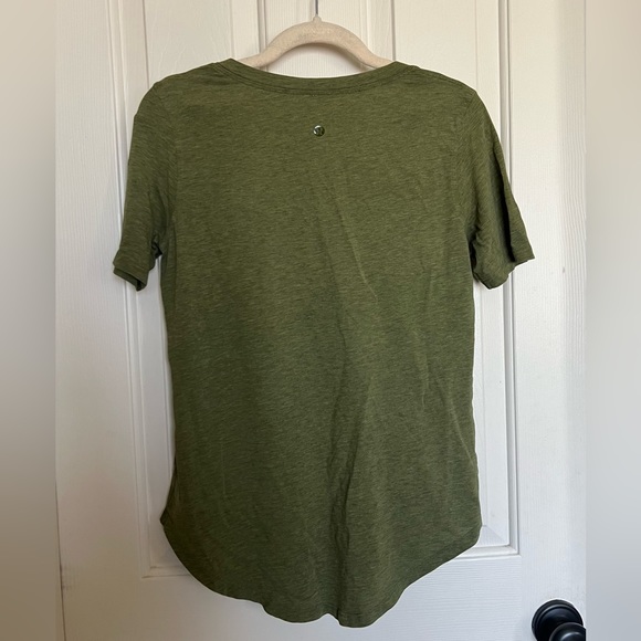 Lululemon 🍋 Love Tee III Size 4 Small - Picture 4 of 6
